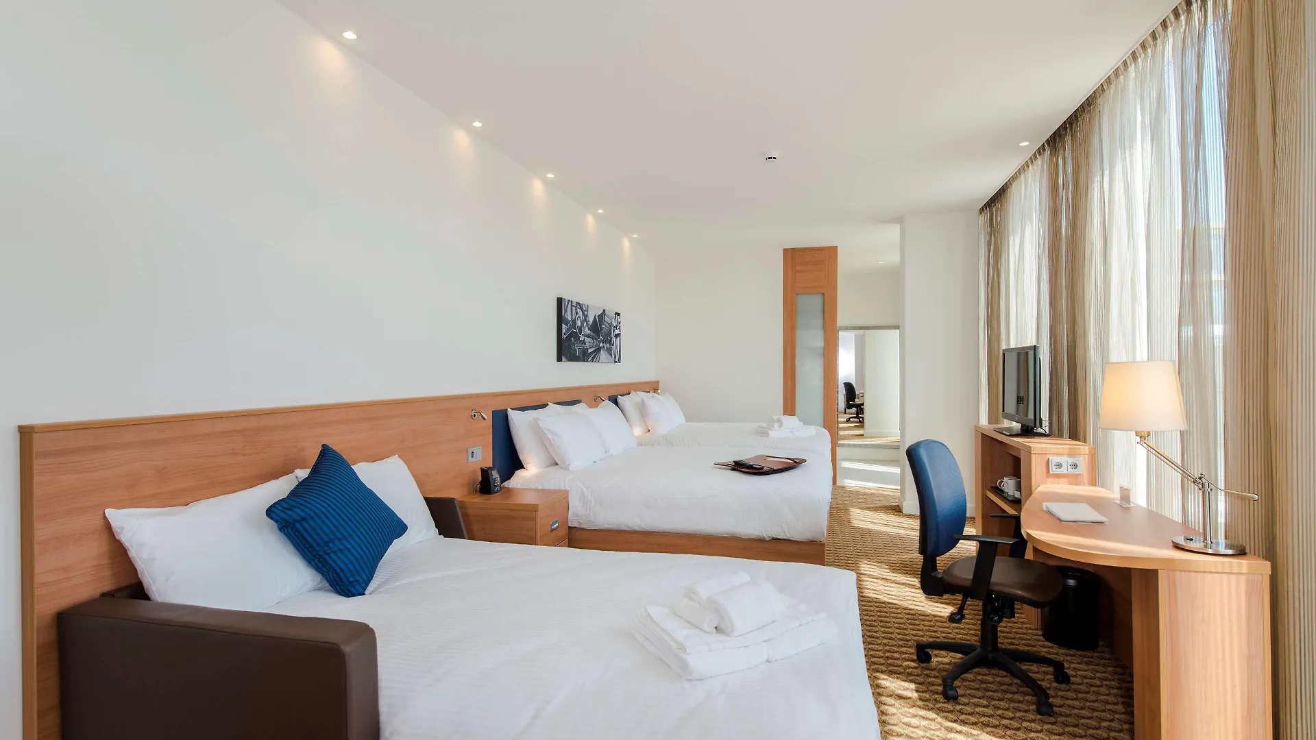 Hampton By Hilton Amsterdam Arena Boulevard 3*,  Hollandia